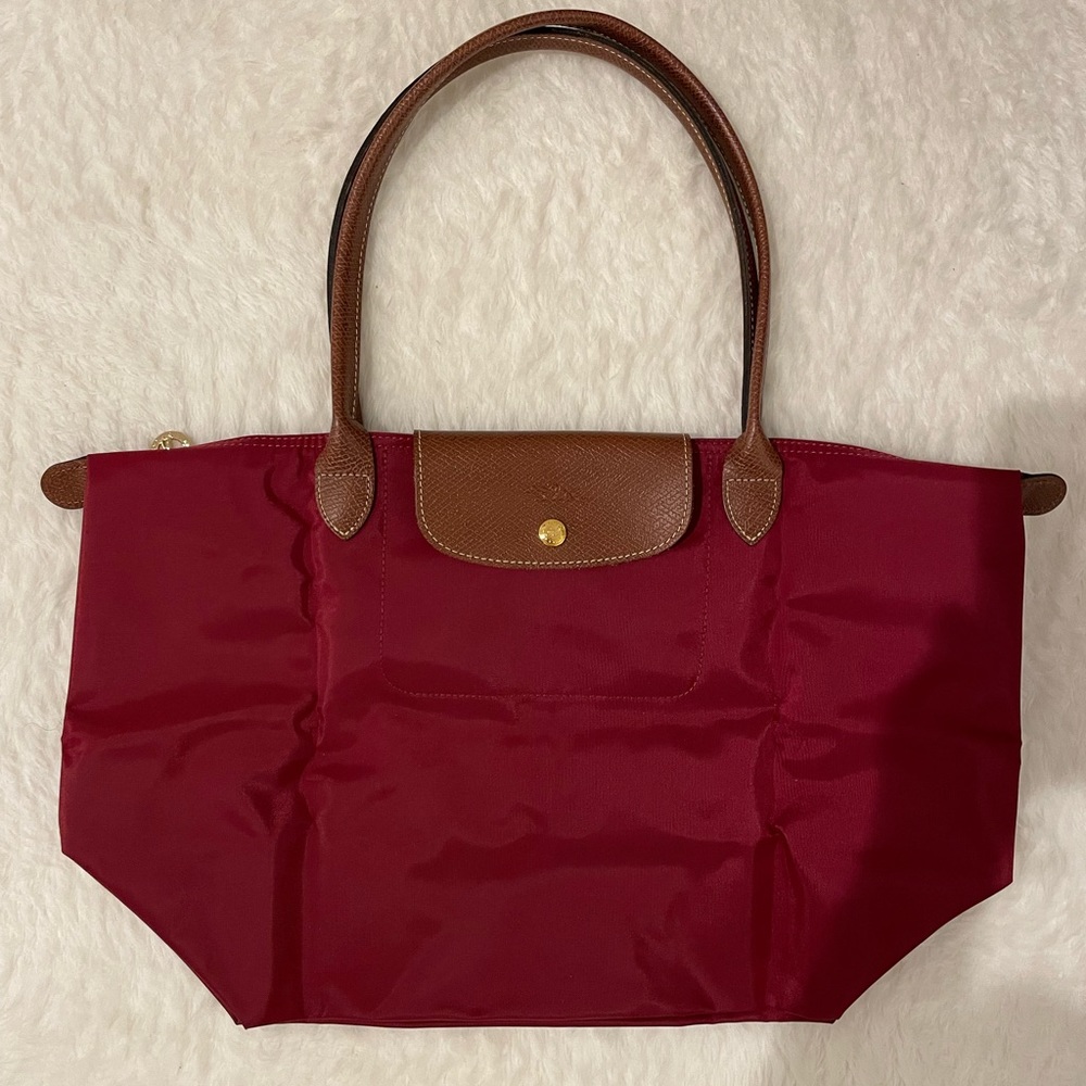 NEW Large Burgundy Longchamp Le Pliage